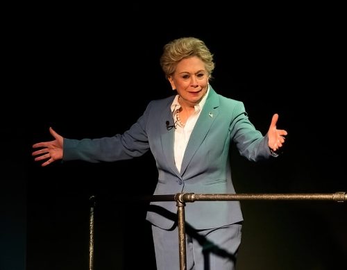 MAC22-ANN-Beth-Goldman-si-112622-0020-edited-rm-min