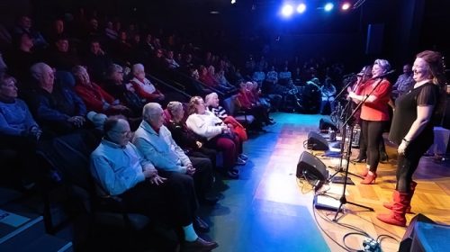 MAC23-Divas-With-A-Twist-si-122323-0152-Enhanced-NR-edited-rm-min