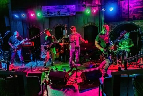 MAC23-SAYHELLO-si-042923-302-edited-rm-min